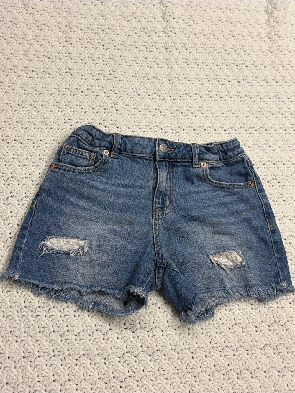 Cat & Jack Distressed Embroidery Stretch Blue Denim Jean Shorts Girls Size L !